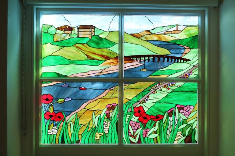 Jose Enticknap stained glass art