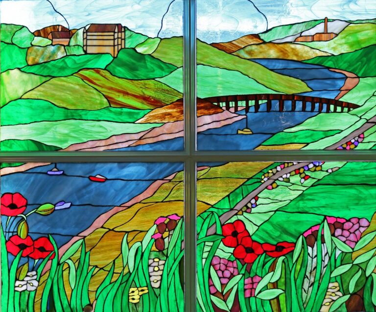Jose Enticknap stained glass